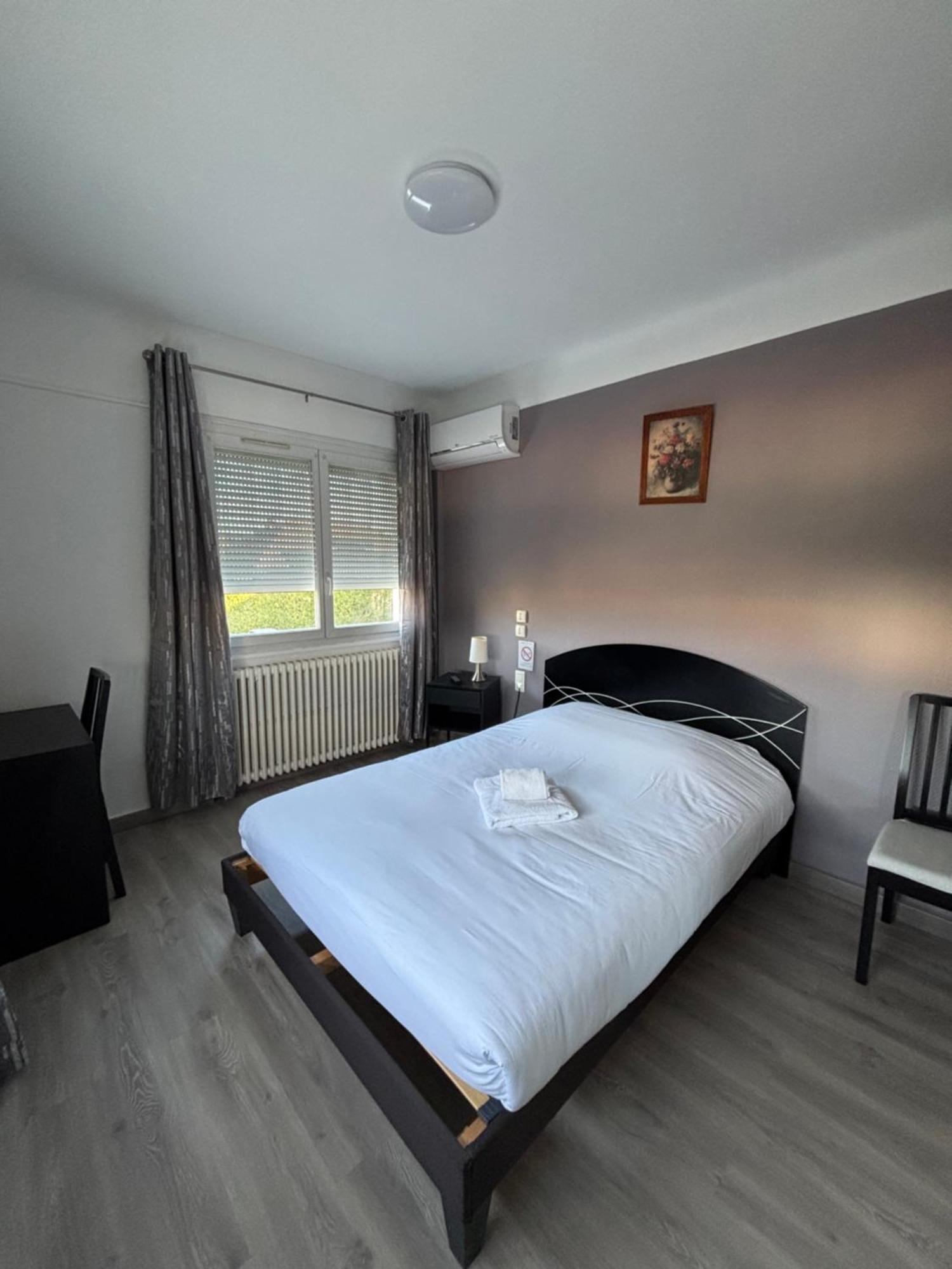 Le Bel Air Hotel Mions Buitenkant foto